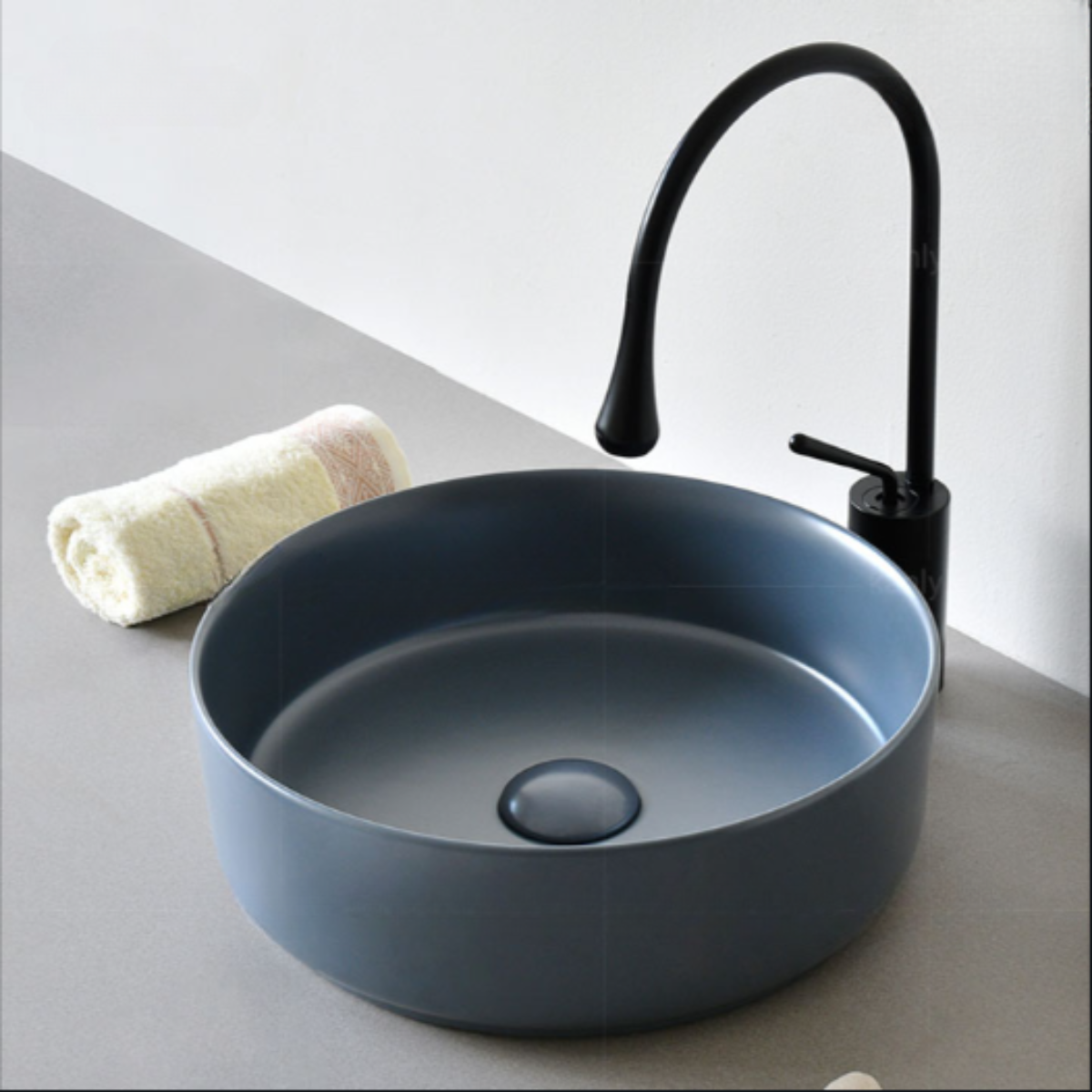 LAVABO SỨ XÁM SD-L5067 Q-SADO